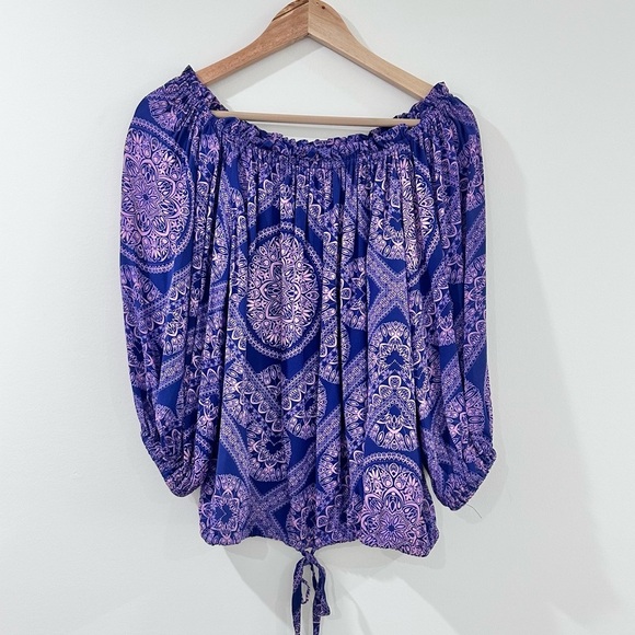 Alice & Trixie Tops - Alice & Trixie off the shoulder Long Sleeve top paisley purple pink XS
